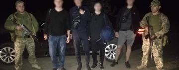 Групу з 6 ухилянтів та організатора переходу українського кордону затримали на Одещині